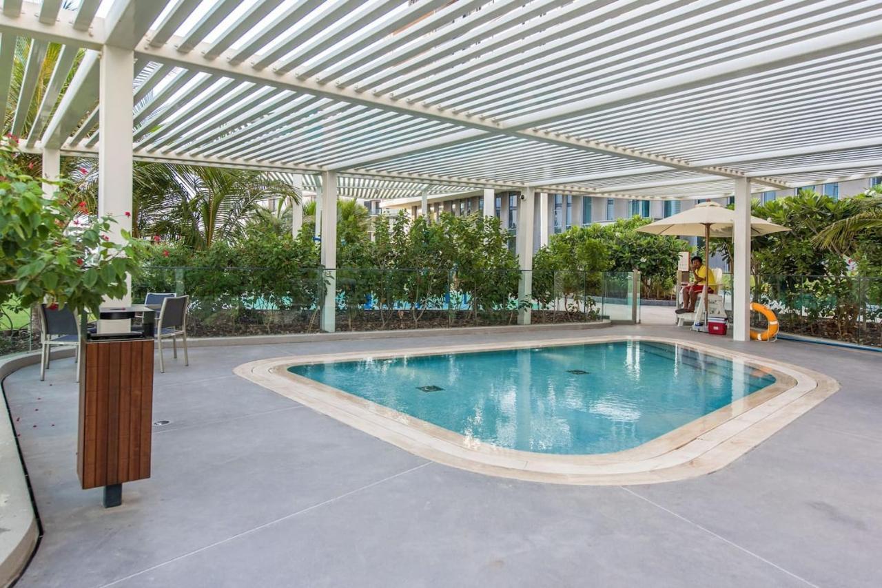 Luxe 3 Bedroom Oceanfront Apartment In The Heart Of Bluewaters Island Dubai Luaran gambar