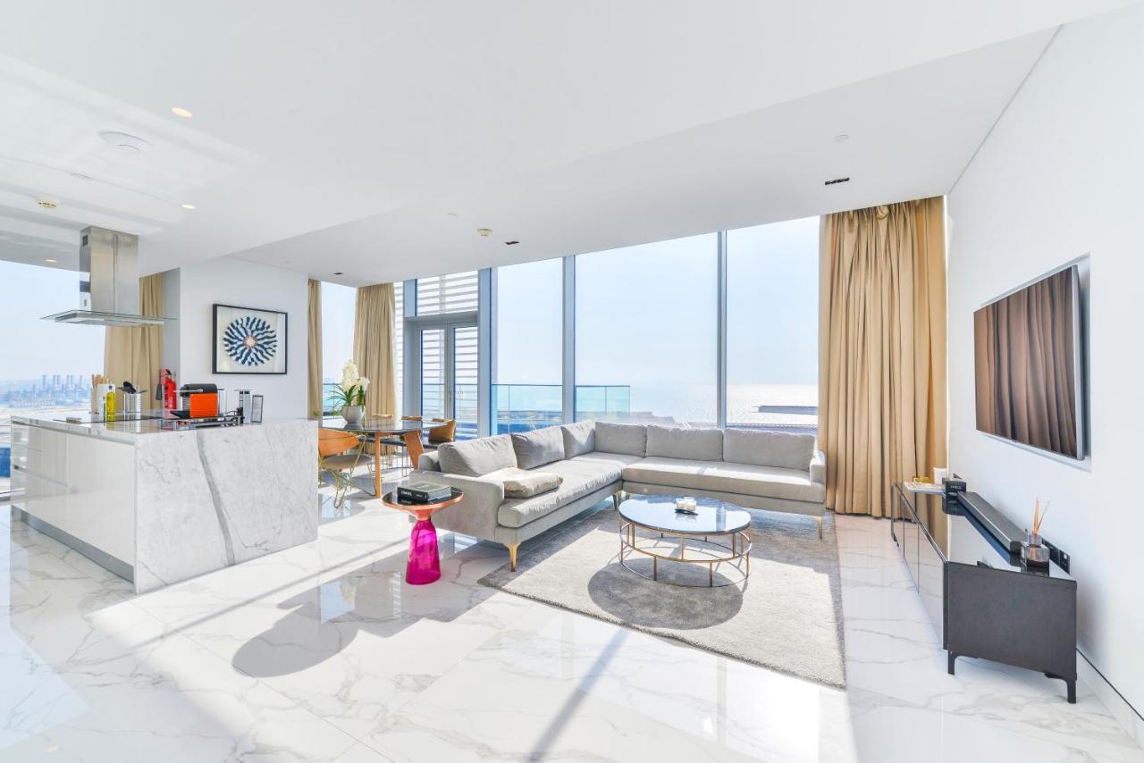 Luxe 3 Bedroom Oceanfront Apartment In The Heart Of Bluewaters Island Dubai Luaran gambar