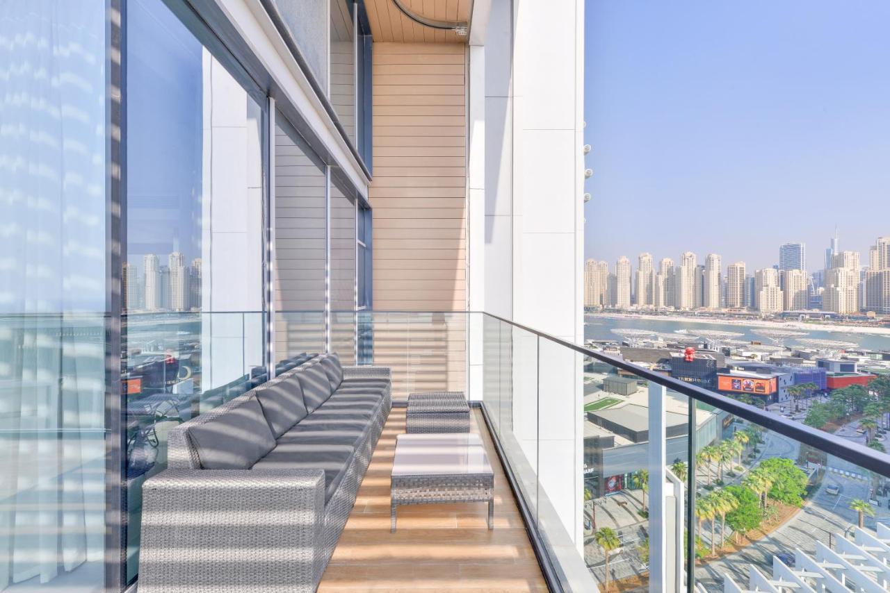 Luxe 3 Bedroom Oceanfront Apartment In The Heart Of Bluewaters Island Dubai Luaran gambar