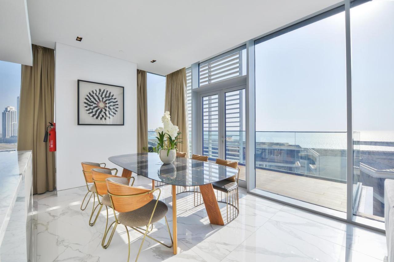 Luxe 3 Bedroom Oceanfront Apartment In The Heart Of Bluewaters Island Dubai Luaran gambar